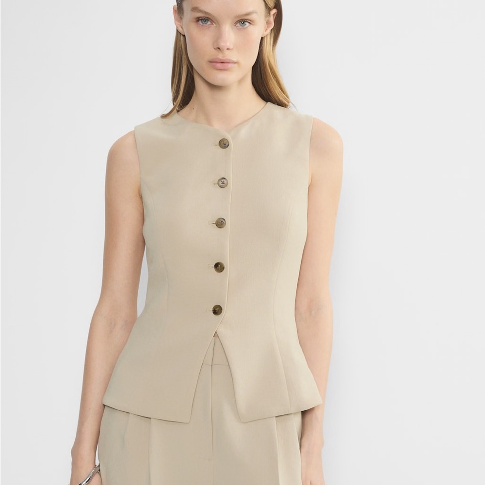 Aritzia Wilfred Regal vest size 0